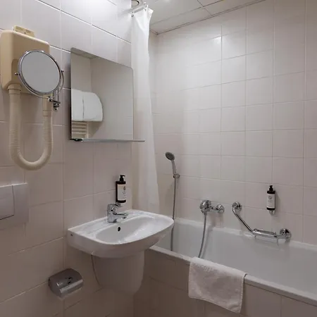 Hotel Orea Voro