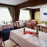Отель Orea Voro