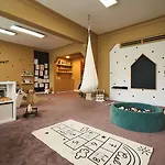 Orea Voro فندق 3*